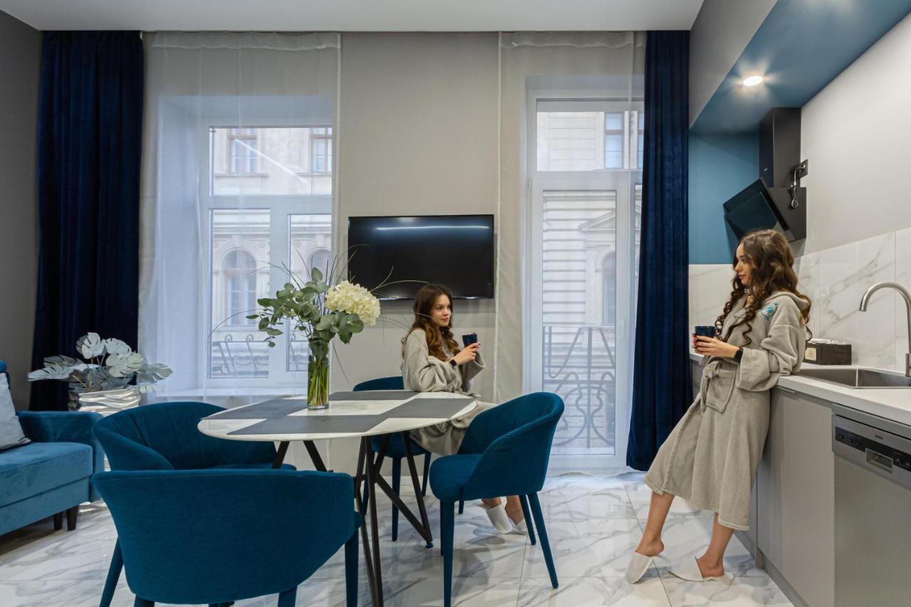 Family Residence Boutique Apartments 利沃夫 外观 照片
