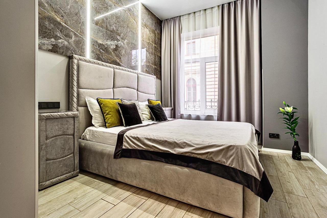 Family Residence Boutique Apartments 利沃夫 外观 照片
