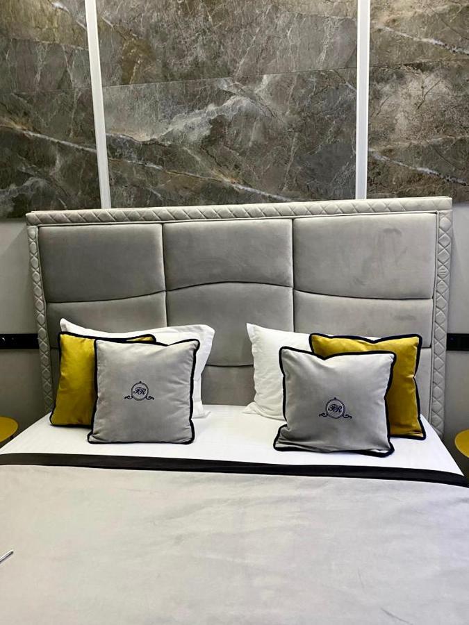 Family Residence Boutique Apartments 利沃夫 外观 照片