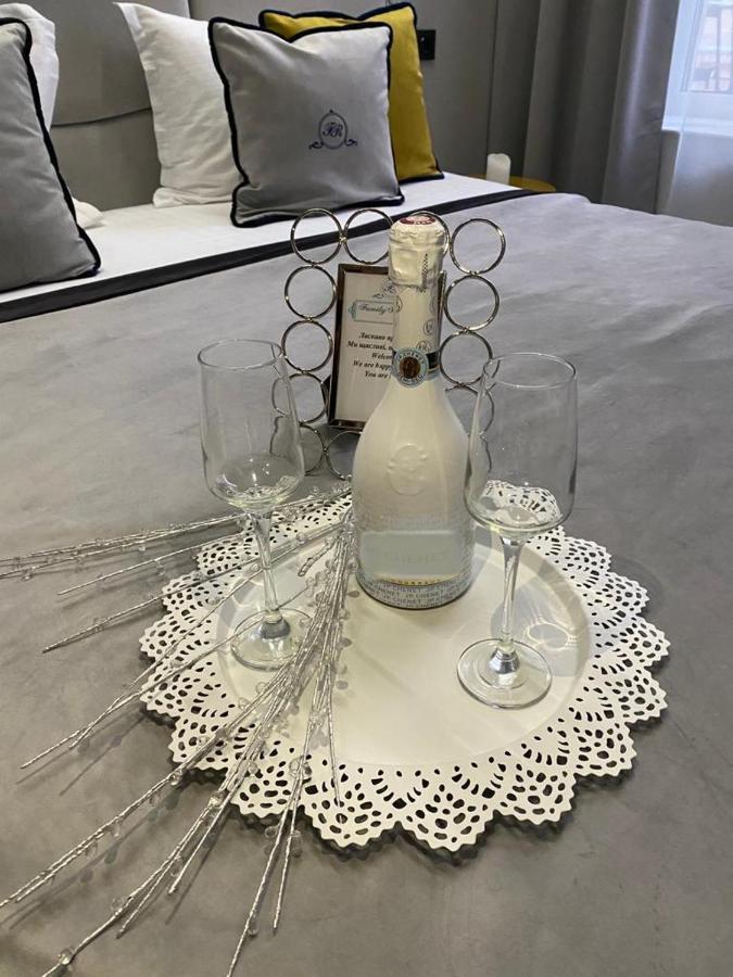 Family Residence Boutique Apartments 利沃夫 外观 照片