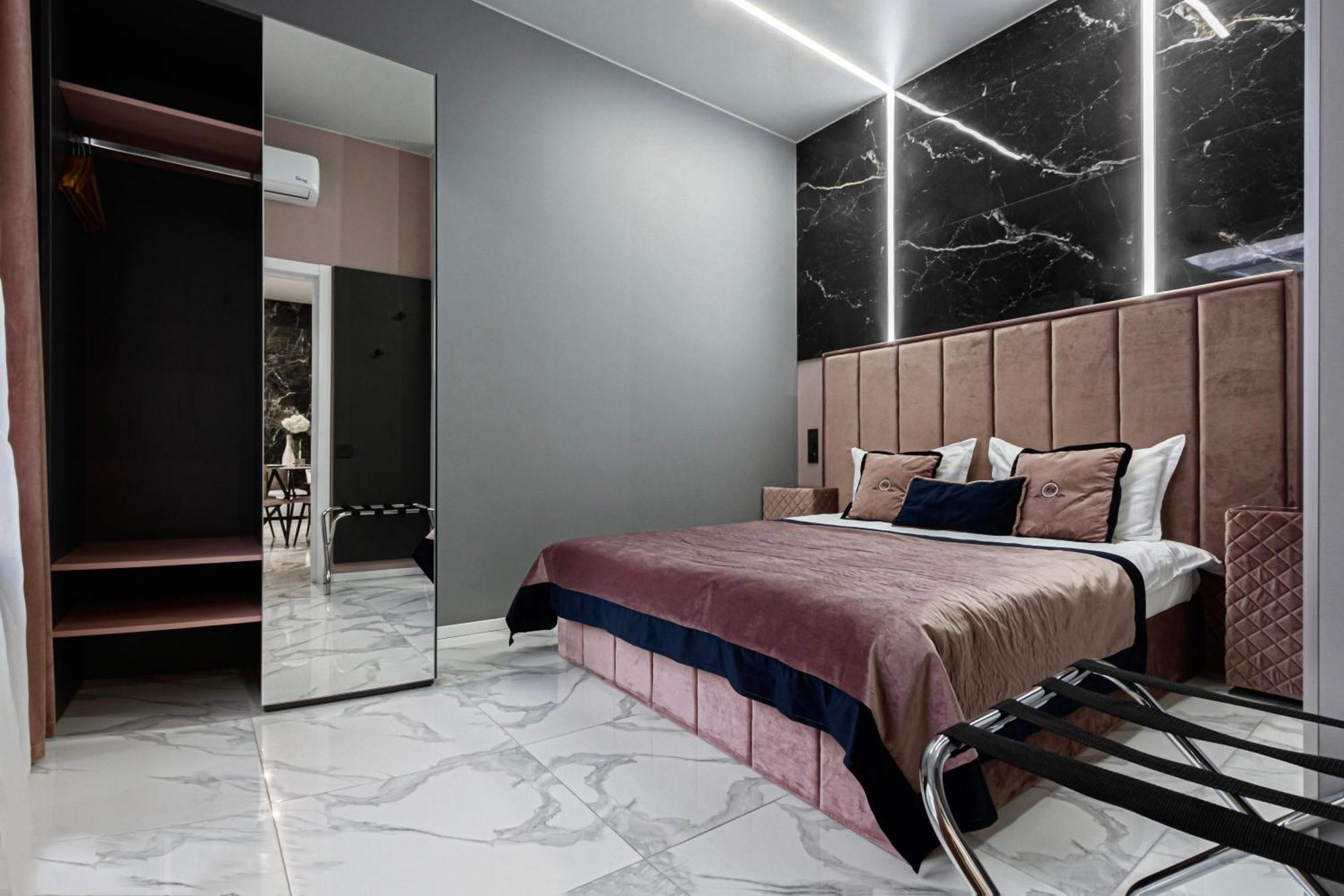 Family Residence Boutique Apartments 利沃夫 外观 照片