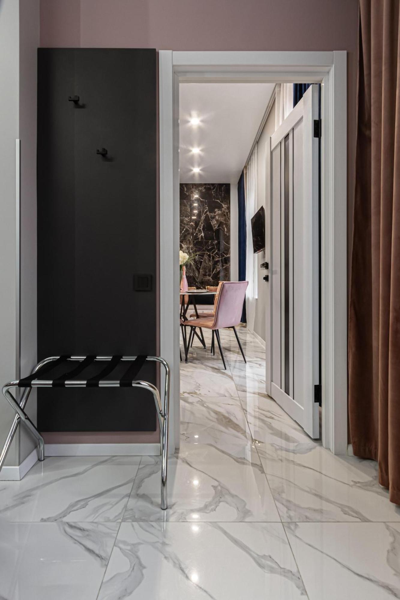 Family Residence Boutique Apartments 利沃夫 外观 照片